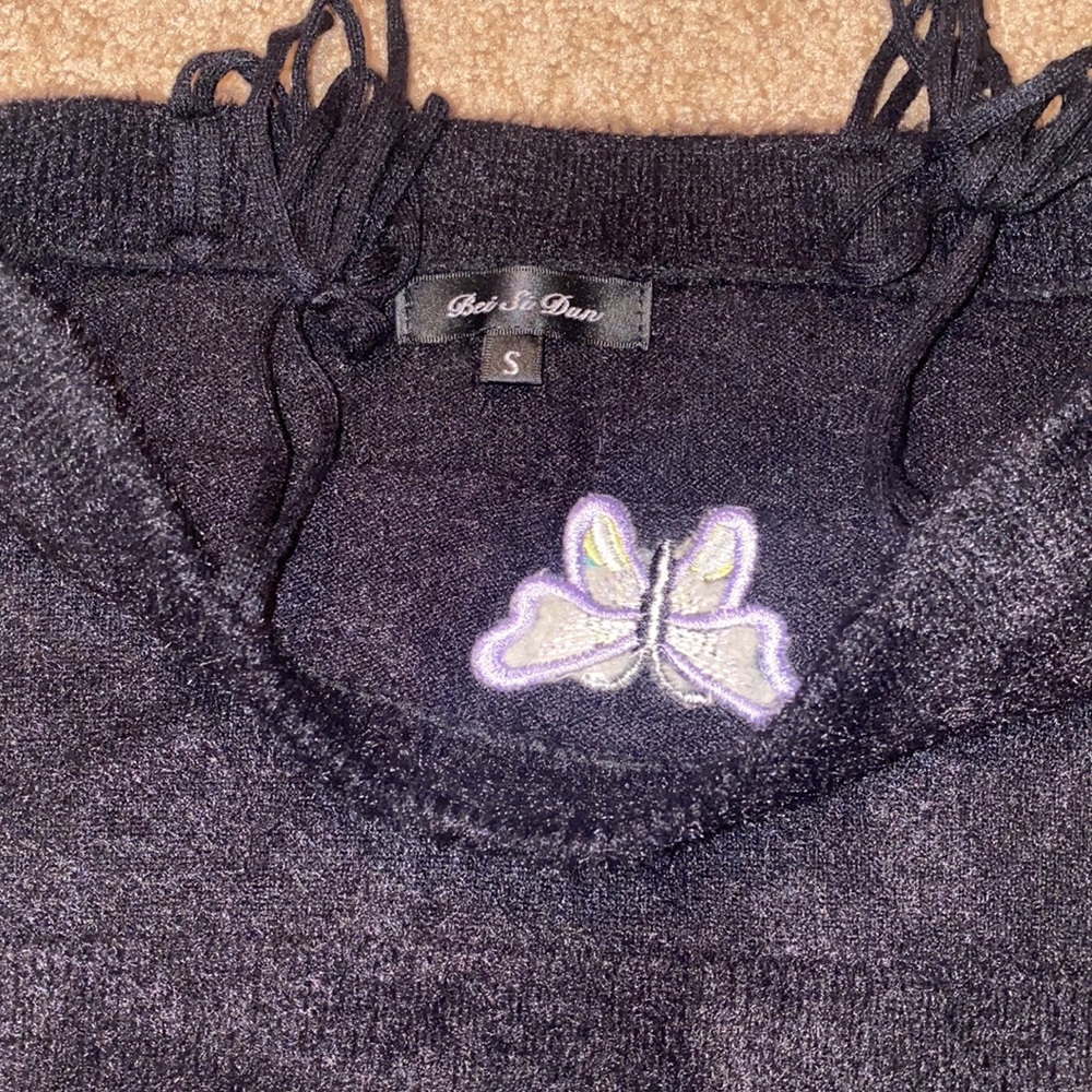 •BUTTERFLY SHIRT• - Picture 4 of 4